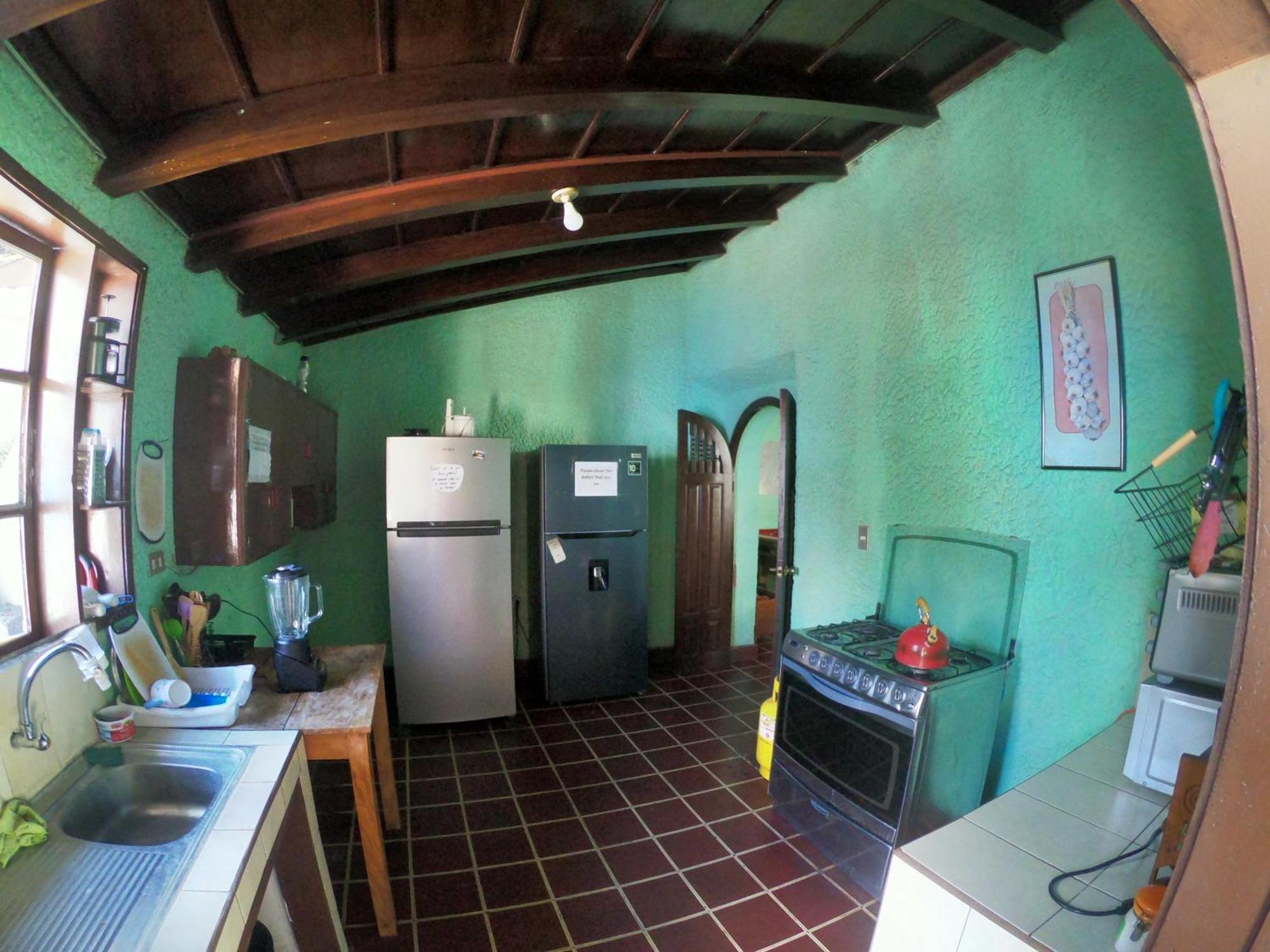 Ricks Hostel Santa Ana Exterior photo