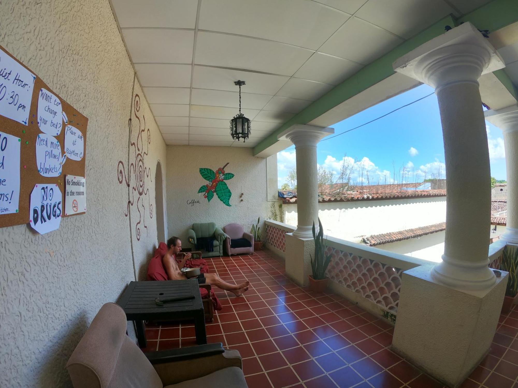 Ricks Hostel Santa Ana Exterior photo